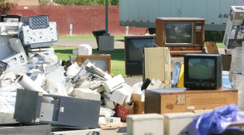 Recycling process in Poplar's waste management